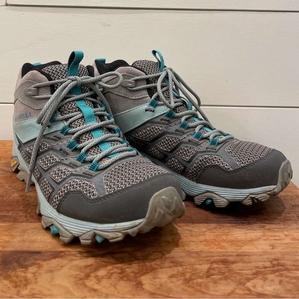 Merrill Moab Frost 2 Mid Waterproof Hiking Boot Women’s Size 8.5